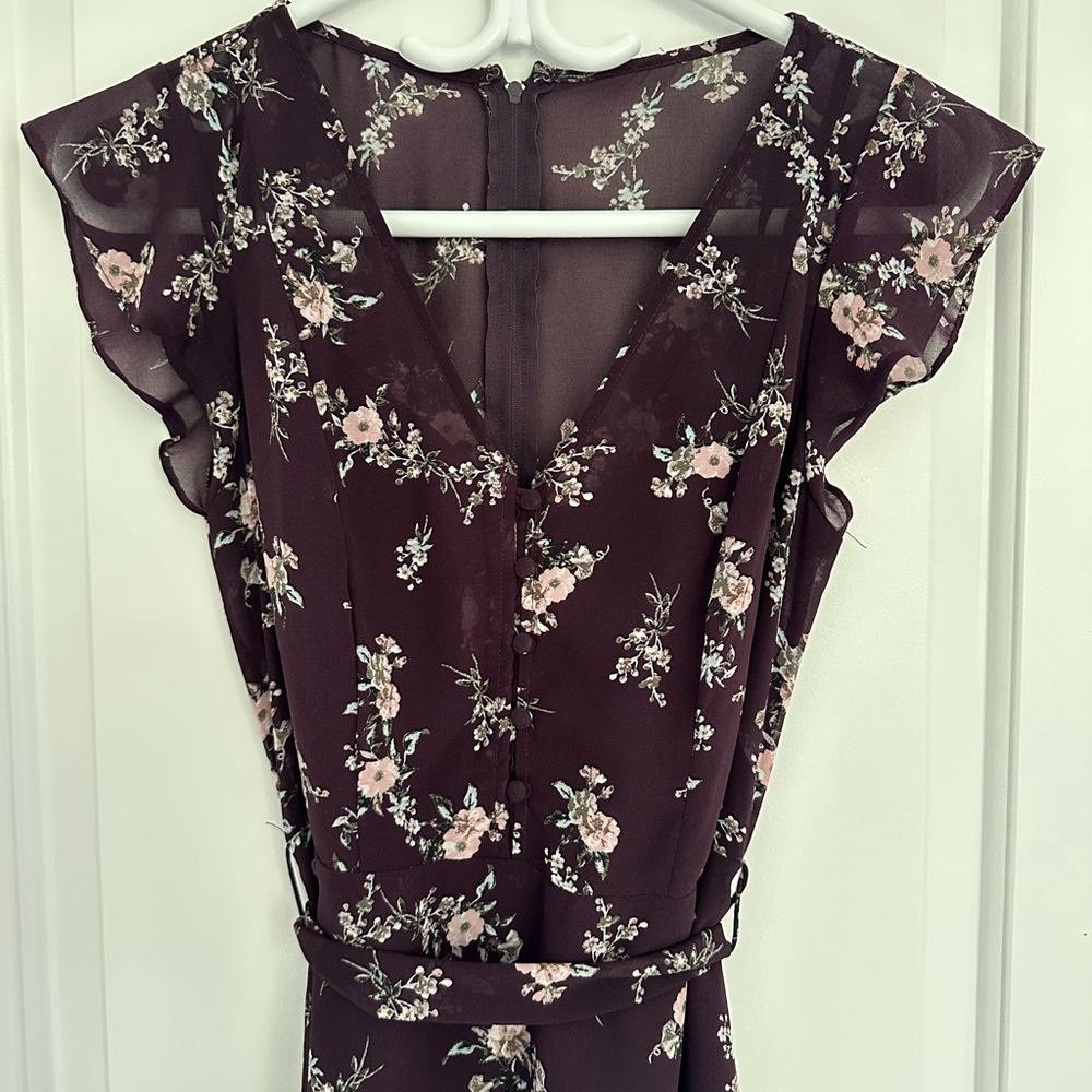 Dynamite Plum Floral Dress